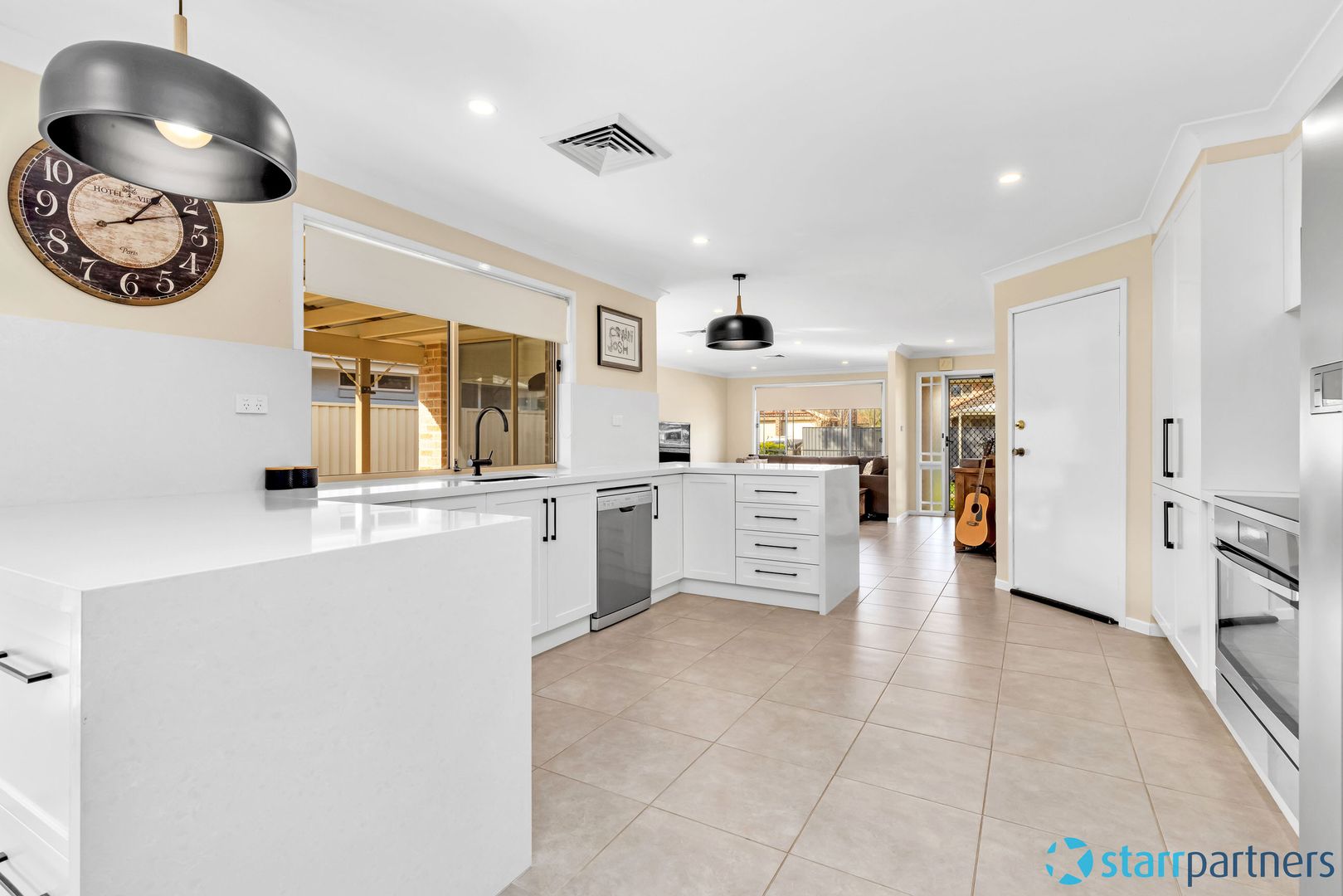 8 Sunderland Crescent, Bligh Park NSW 2756, Image 2