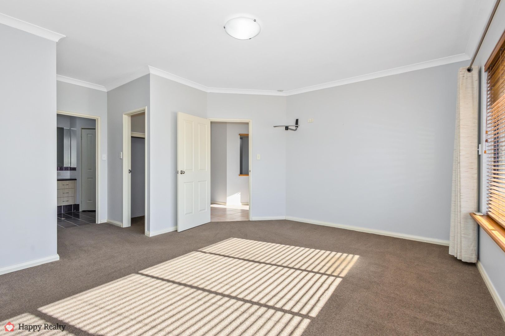 24 Leicester Crescent, Canning Vale WA 6155, Image 2