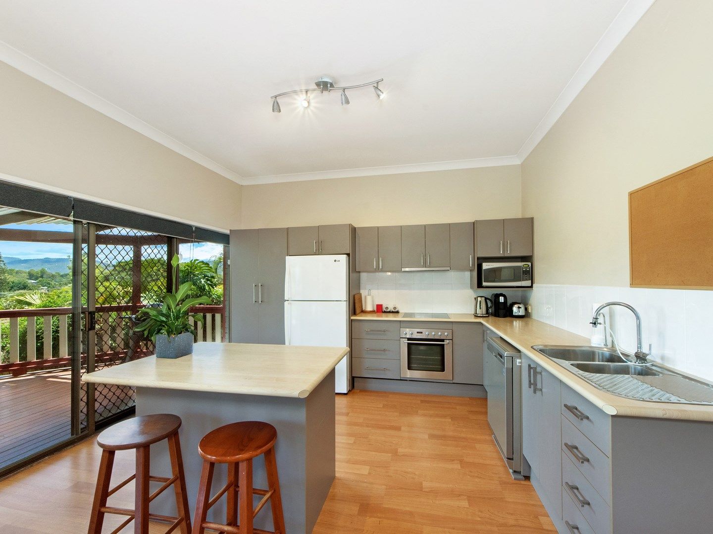 50 Cobai Drive, Mudgeeraba QLD 4213, Image 0