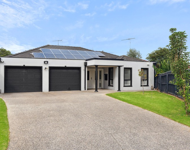 12 Cormican Place, Lovely Banks VIC 3213