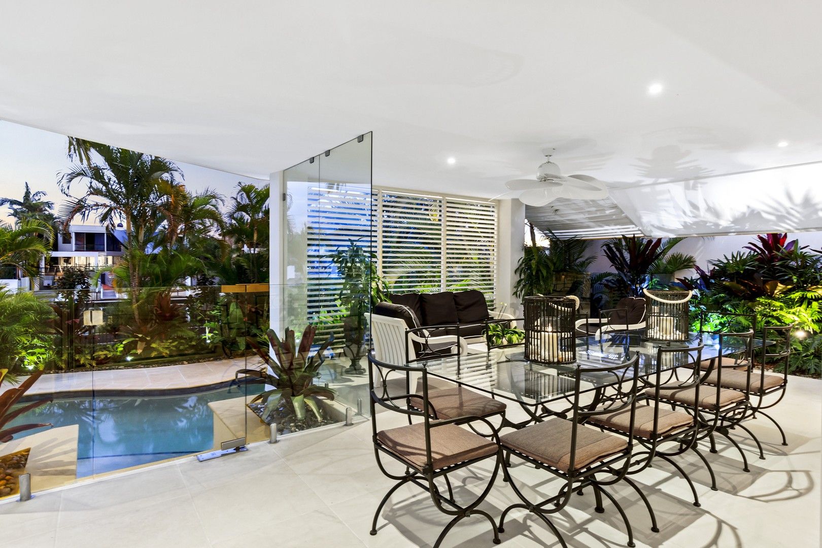 16 Viking Court, Paradise Waters QLD 4217, Image 0