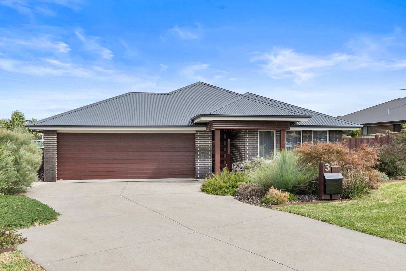 4 bedrooms House in 3 Hallaran Way ORANGE NSW, 2800