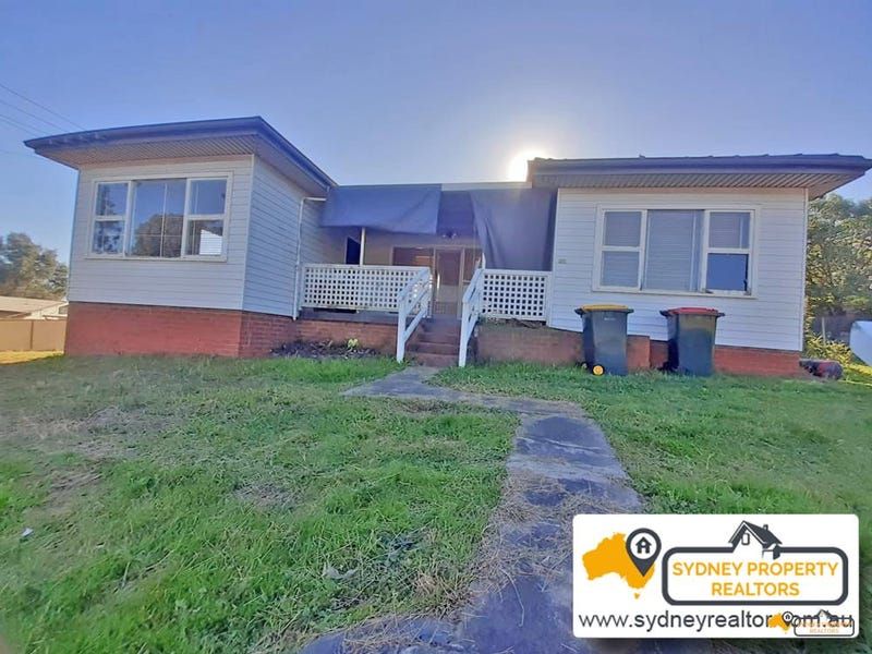 3 bedrooms House in 432 Seven Hills Road SEVEN HILLS NSW, 2147