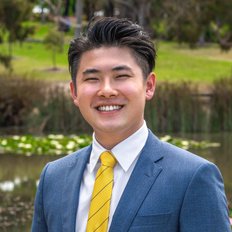 Ray White Glen Waverley - Steven Yang