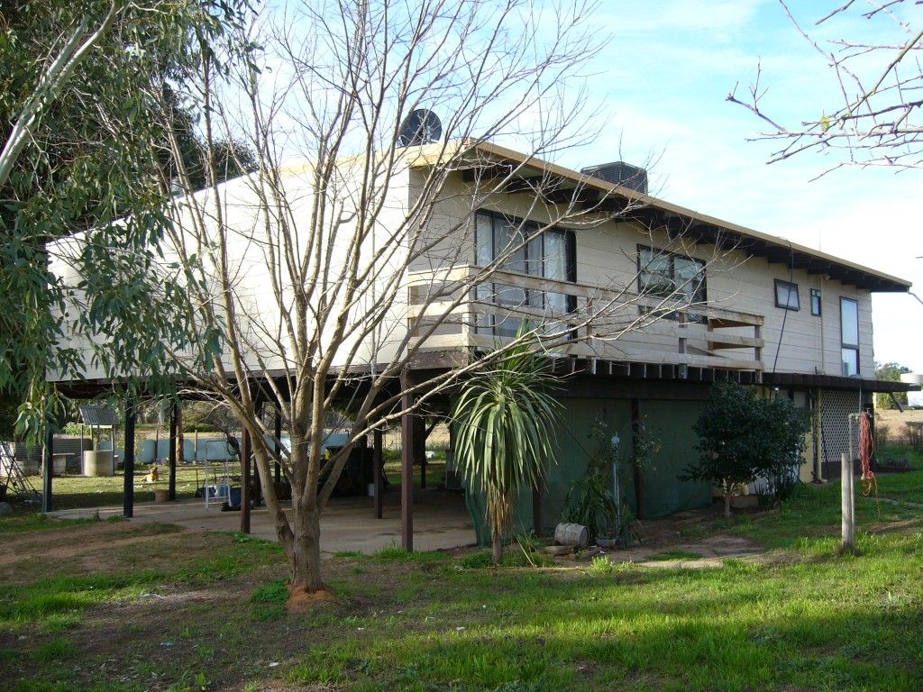 8743 Murray Valley Highway, Boundary Bend VIC 3599, Image 0
