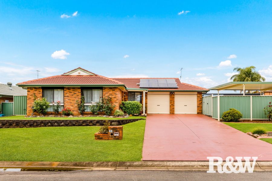 3 bedrooms House in 23 Cameo Crescent ST CLAIR NSW, 2759