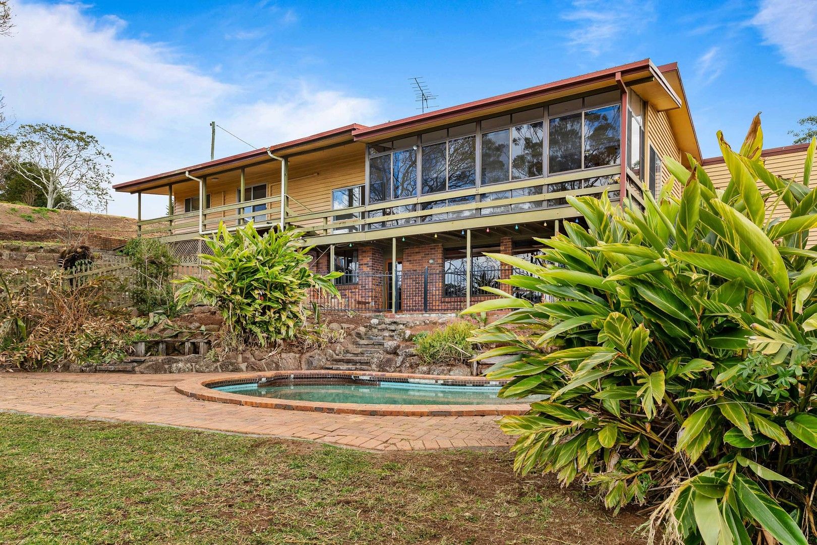 4 bedrooms House in 13 Murphy's Creek Road BLUE MOUNTAIN HEIGHTS QLD, 4350