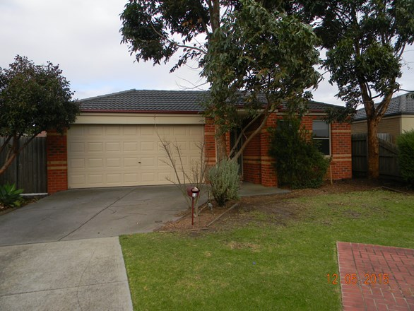 13 St Mellion Court, Cranbourne VIC 3977