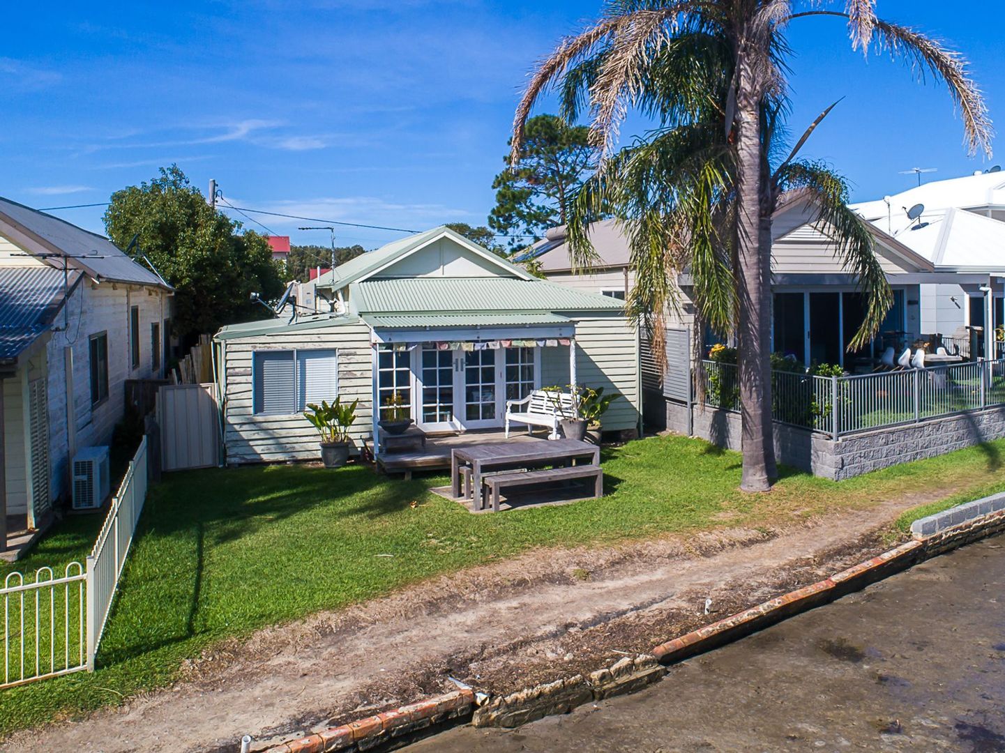 5 New Street, Belmont South NSW 2280, Image 1