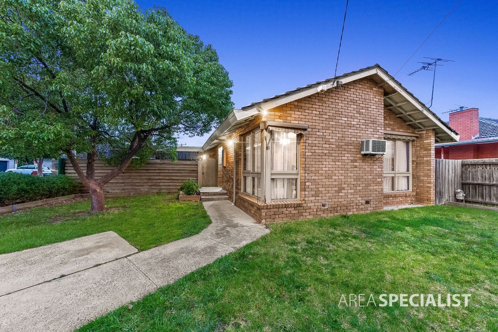 26 Protea Crescent, St Albans VIC 3021, Image 1