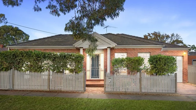 28 Baradine Street, Chadstone VIC 3148