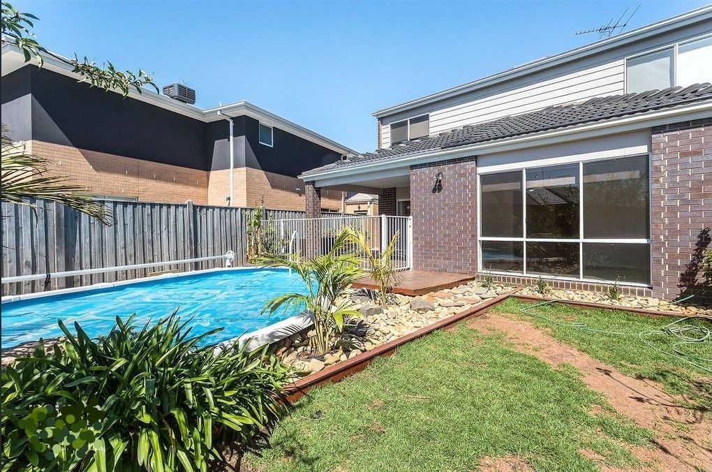 Point Cook VIC 3030 5 beds house for Sale, 775,000 to 825,000