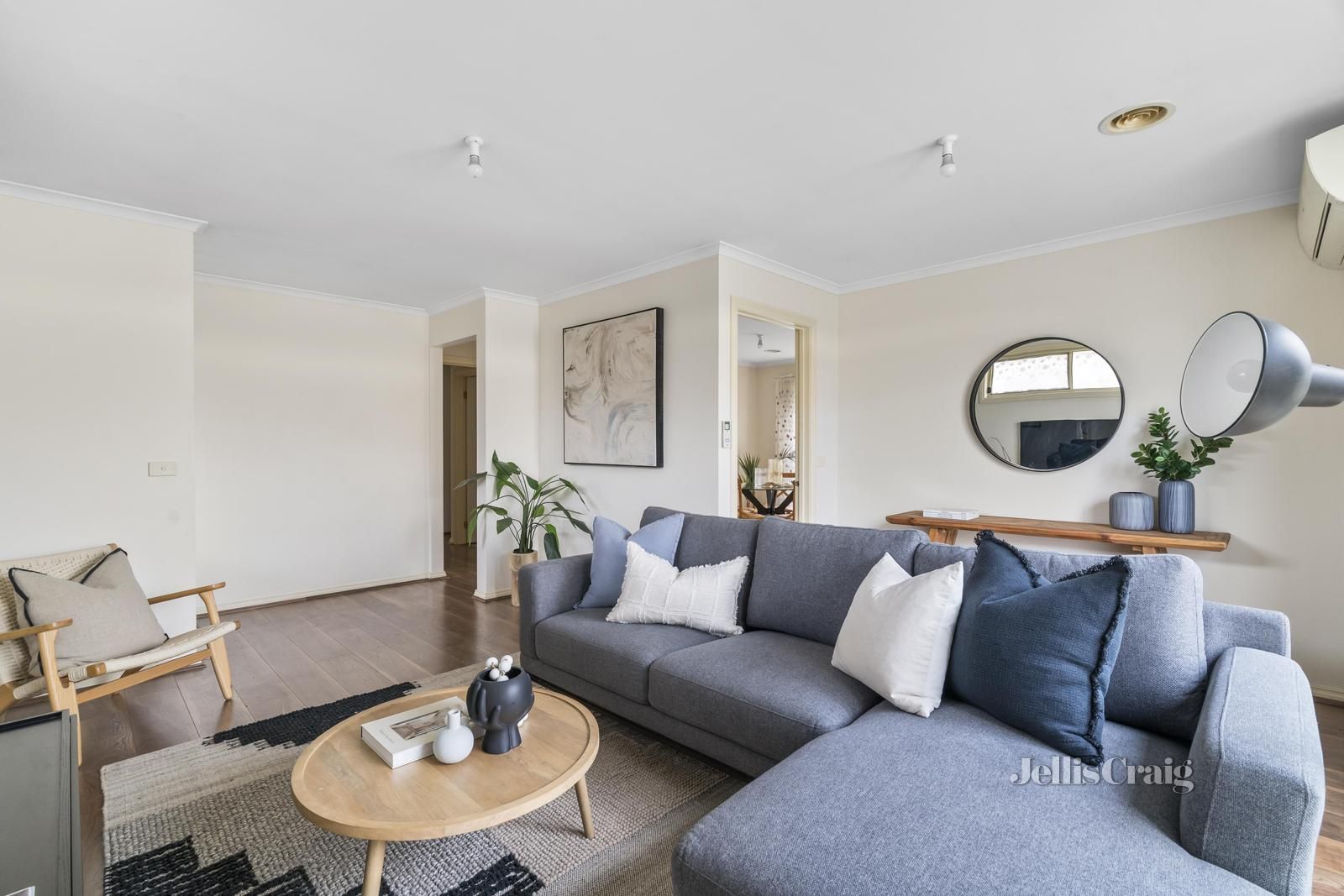 2/15 Carwarp Street, Macleod VIC 3085, Image 1