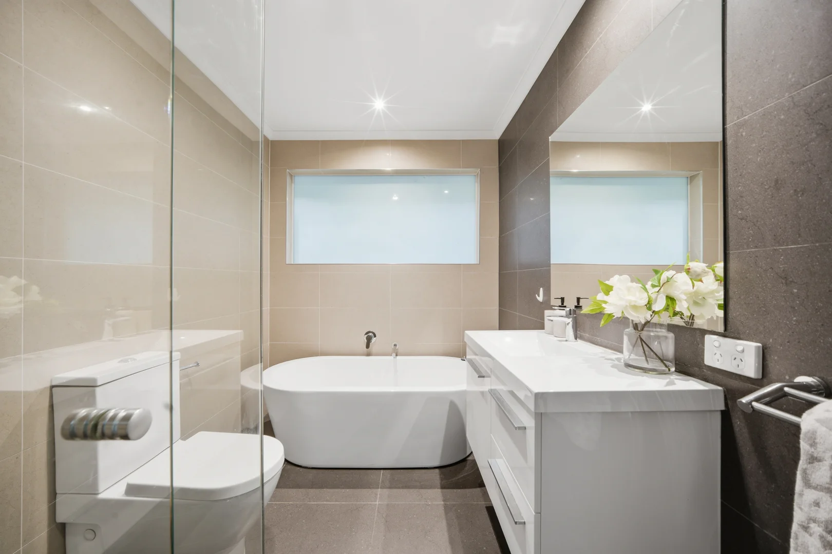 Additional image 13 of 2/34 Outlook Drive, Doncaster VIC 3108