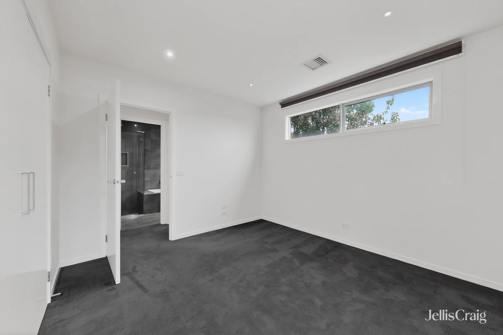 Additional image 9 of 6A Loch Crescent, Strathmore VIC 3041