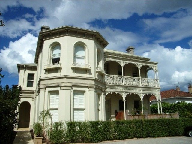 1 bedrooms Apartment / Unit / Flat in 21/305 Carlisle Street ST KILDA EAST VIC, 3183