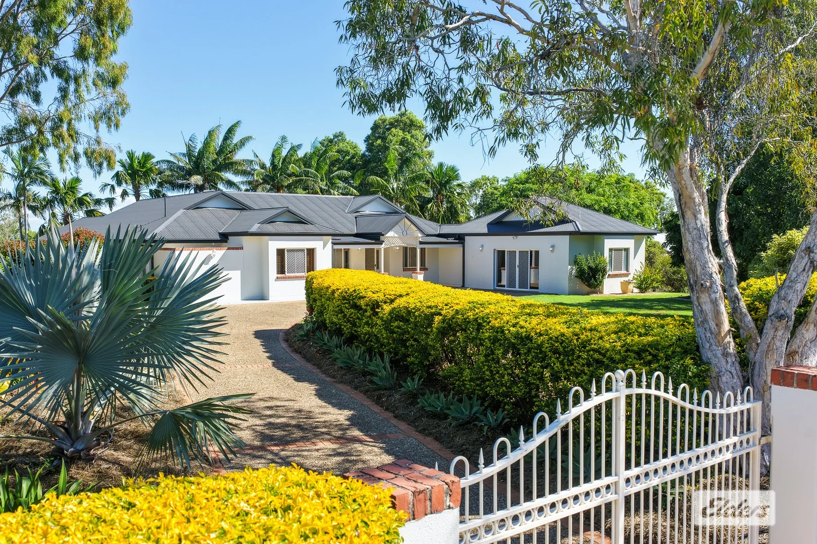 14-16 Strelow Avenue, Glenlee QLD 4711