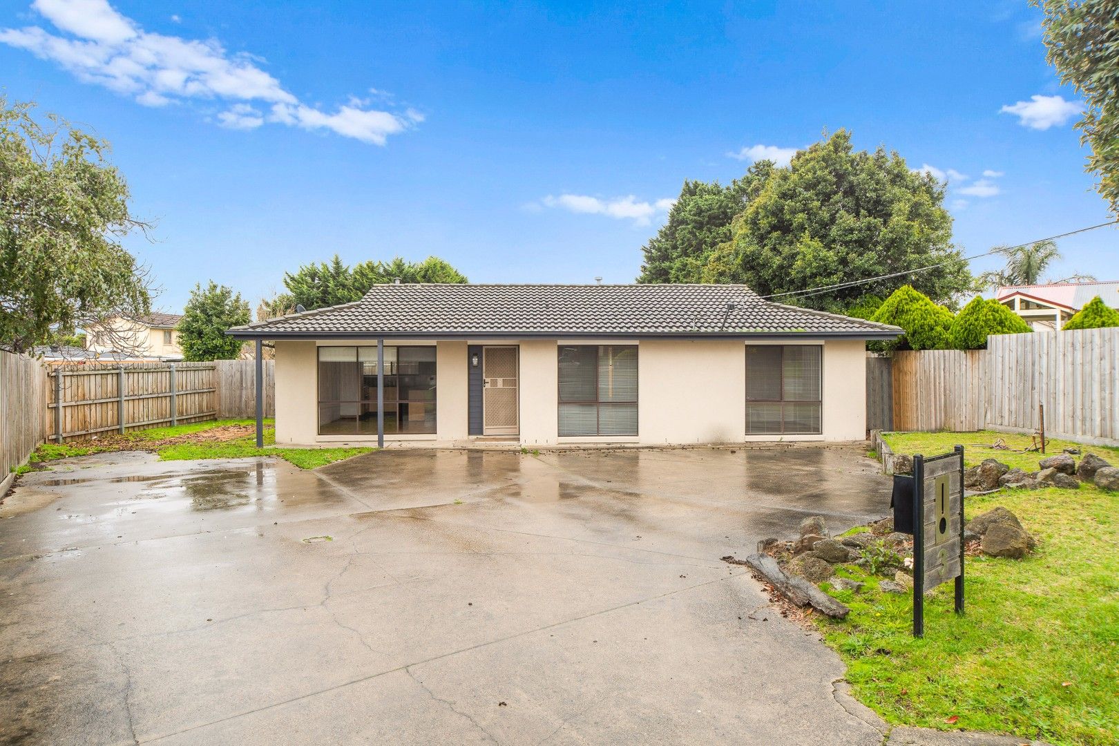 3 Raquel Close, Carrum Downs VIC 3201 House For Rent 450 Domain