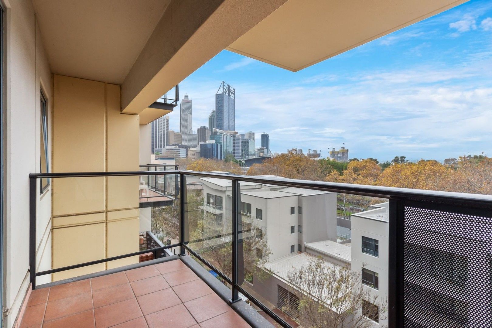 2 bedrooms Apartment / Unit / Flat in 57/122 Mounts Bay Road PERTH WA, 6000