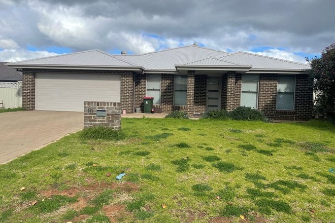 Picture of 10 Ellenborough Avenue, DUBBO NSW 2830