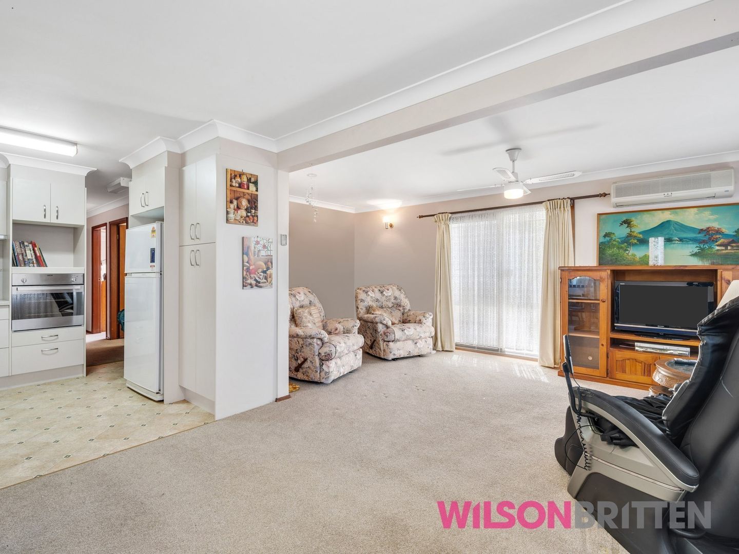 33 Hervey Street, Windermere Park NSW 2264, Image 2