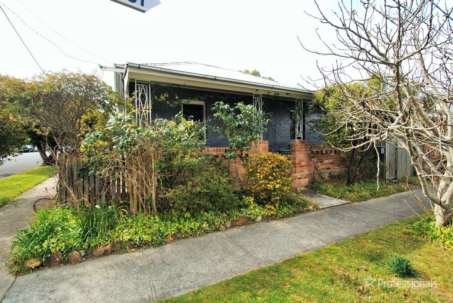 3 bedrooms House in 9 Sutcliffe Street LITHGOW NSW, 2790