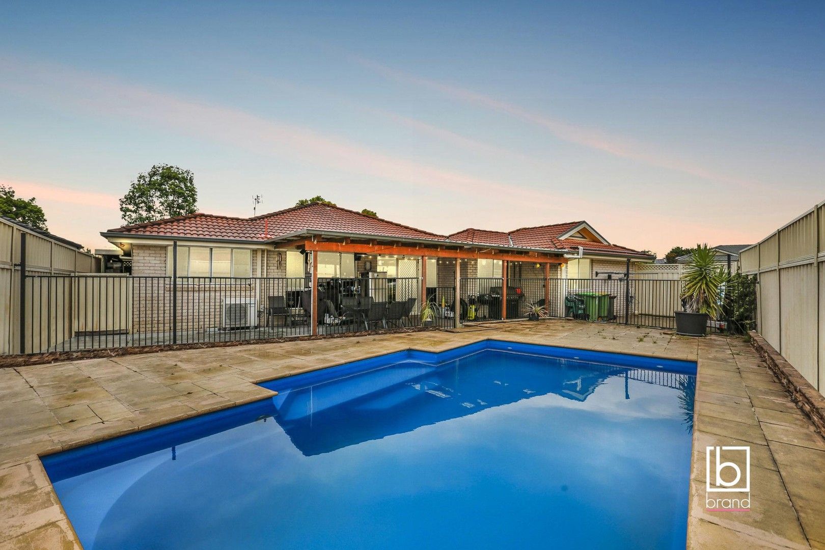 4 bedrooms House in 2 Redwood Street WOONGARRAH NSW, 2259