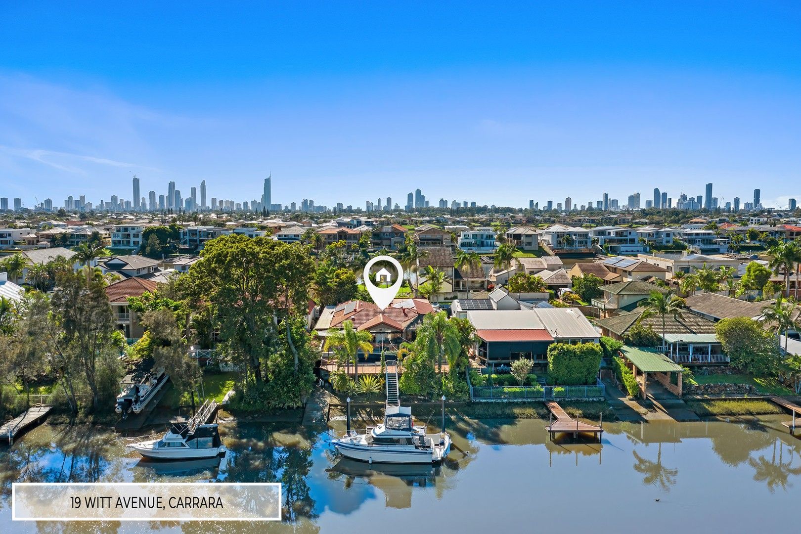 4 bedrooms House in 19 Witt Avenue CARRARA QLD, 4211