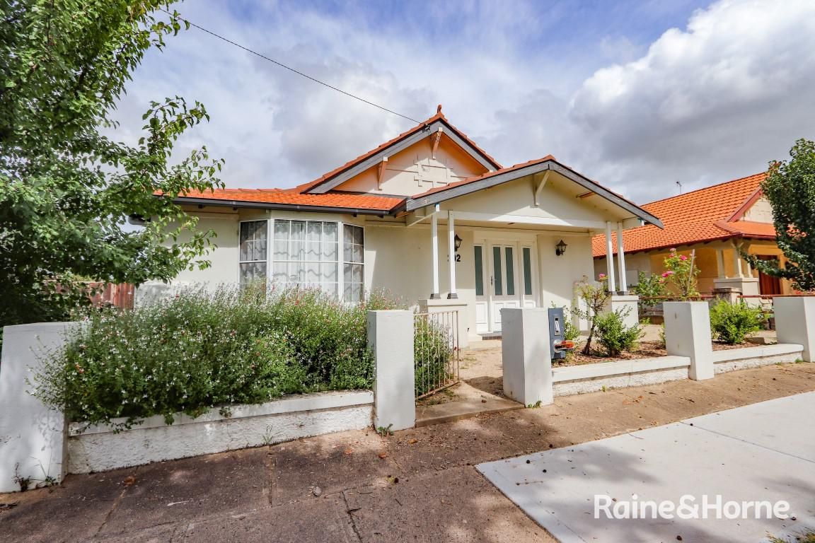 3 bedrooms House in 202 Rankin Street BATHURST NSW, 2795