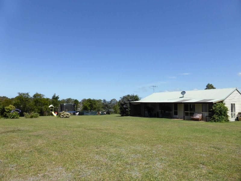 24 Aroona St, Coomba Park NSW 2428, Image 1