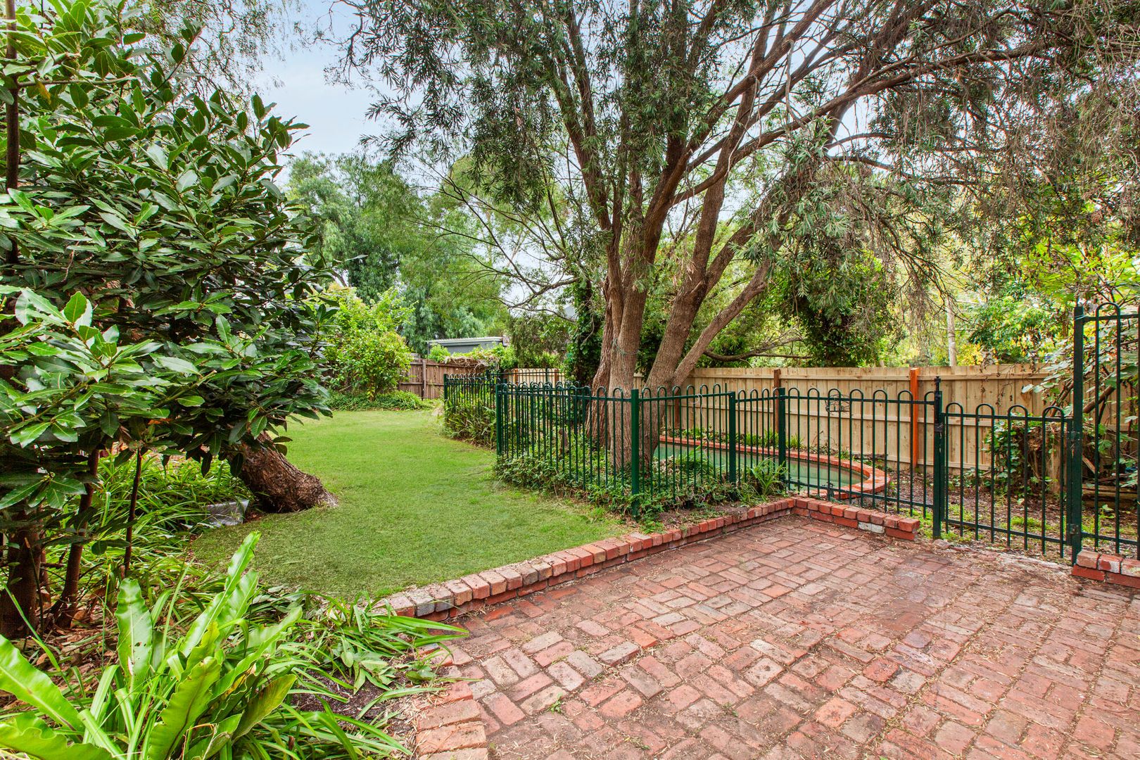 16 Trent Street, Glen Iris VIC 3146, Image 2