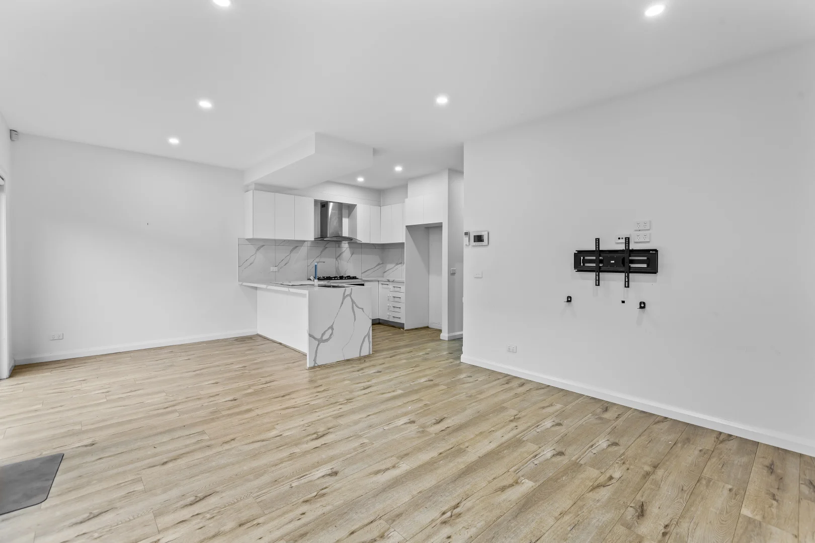 Additional image 10 of 144 Hilton Street, Glenroy VIC 3046