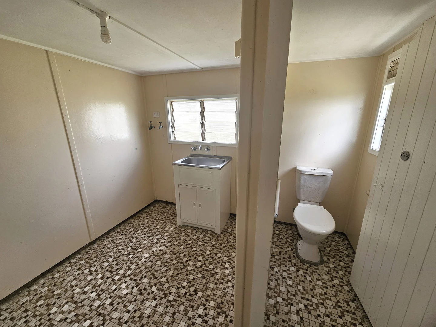 Additional image 10 of 42 Williams Road, Svensson Heights QLD 4670