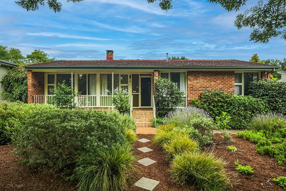 8 Dyson Street, Lyneham ACT 2602, Image 0