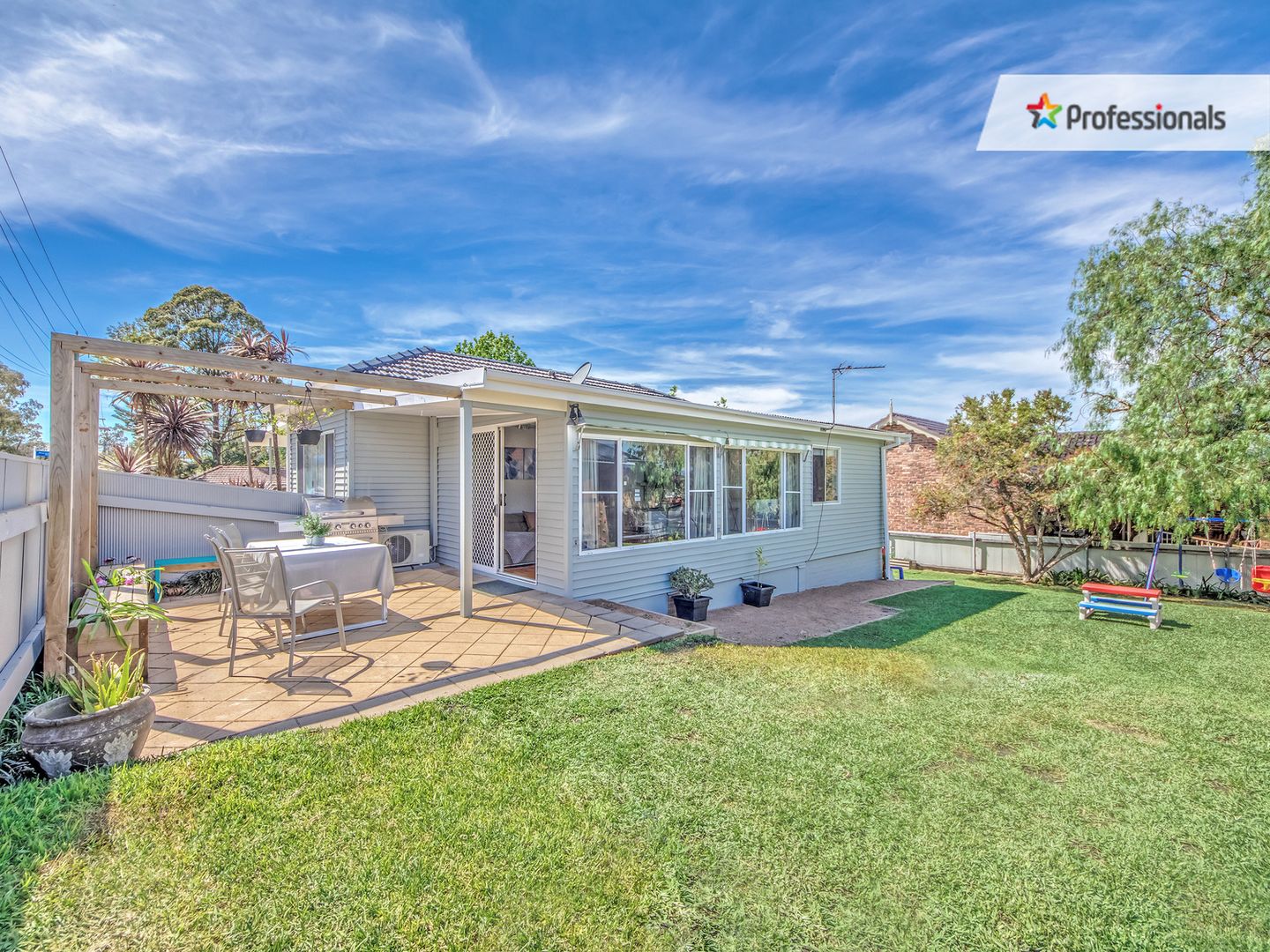 2 Mary Avenue, Figtree NSW 2525, Image 1