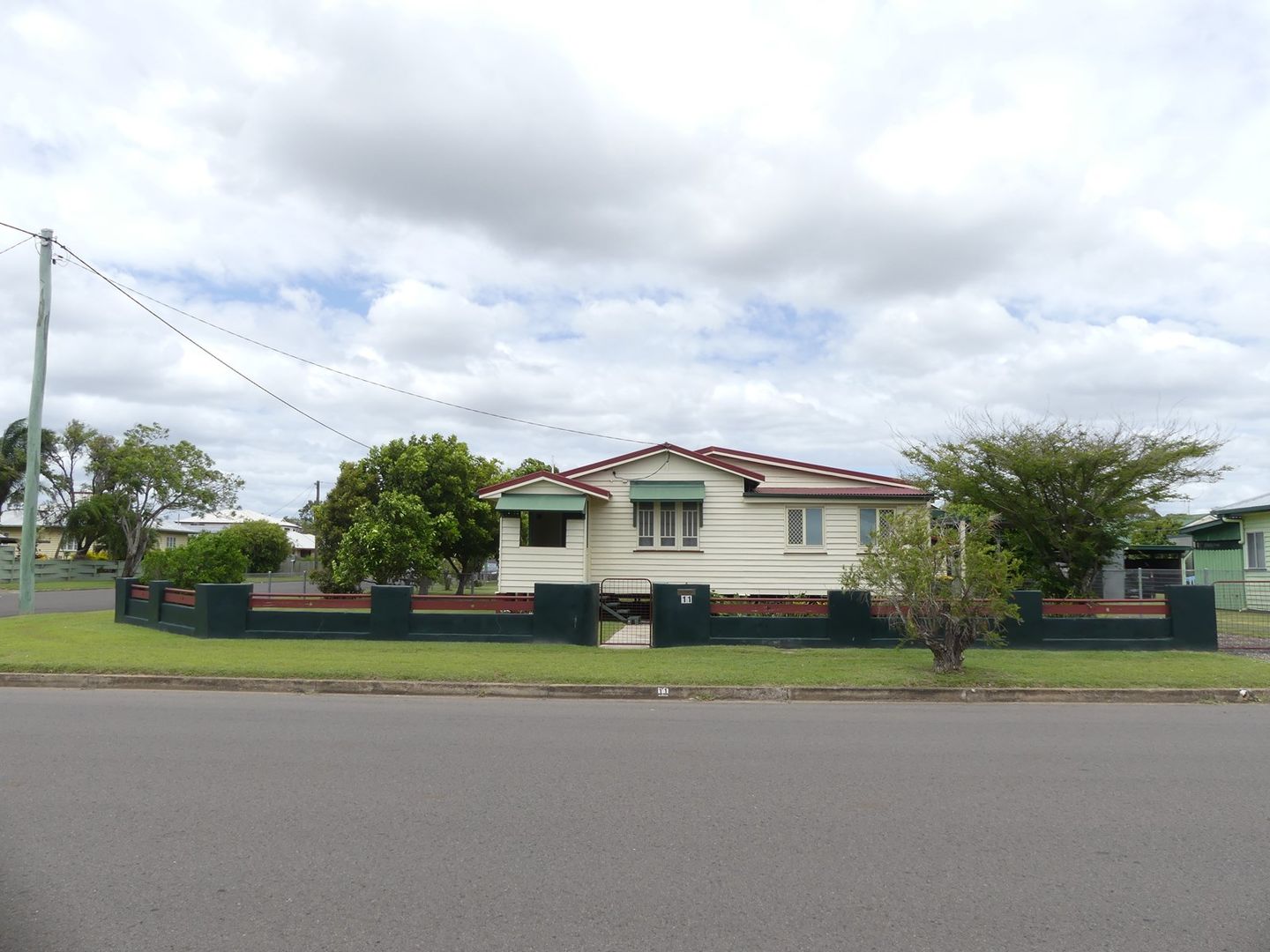11 Blamey St, Avenell Heights QLD 4670, Image 2