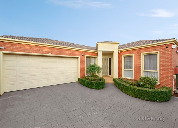 2/2 Pine Way, Doncaster East VIC 3109