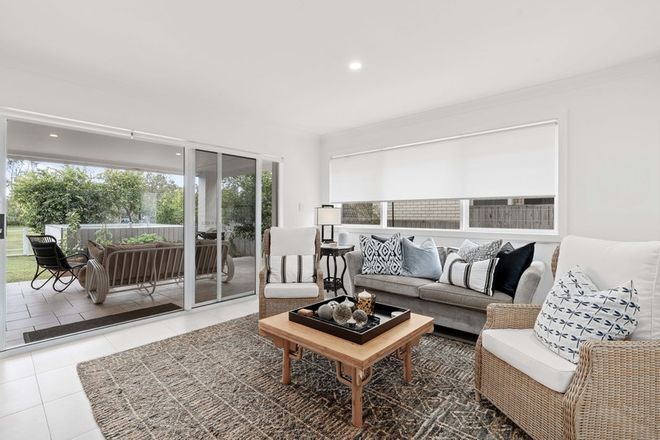 Picture of 2/116 Hilton Terrace, NOOSAVILLE QLD 4566