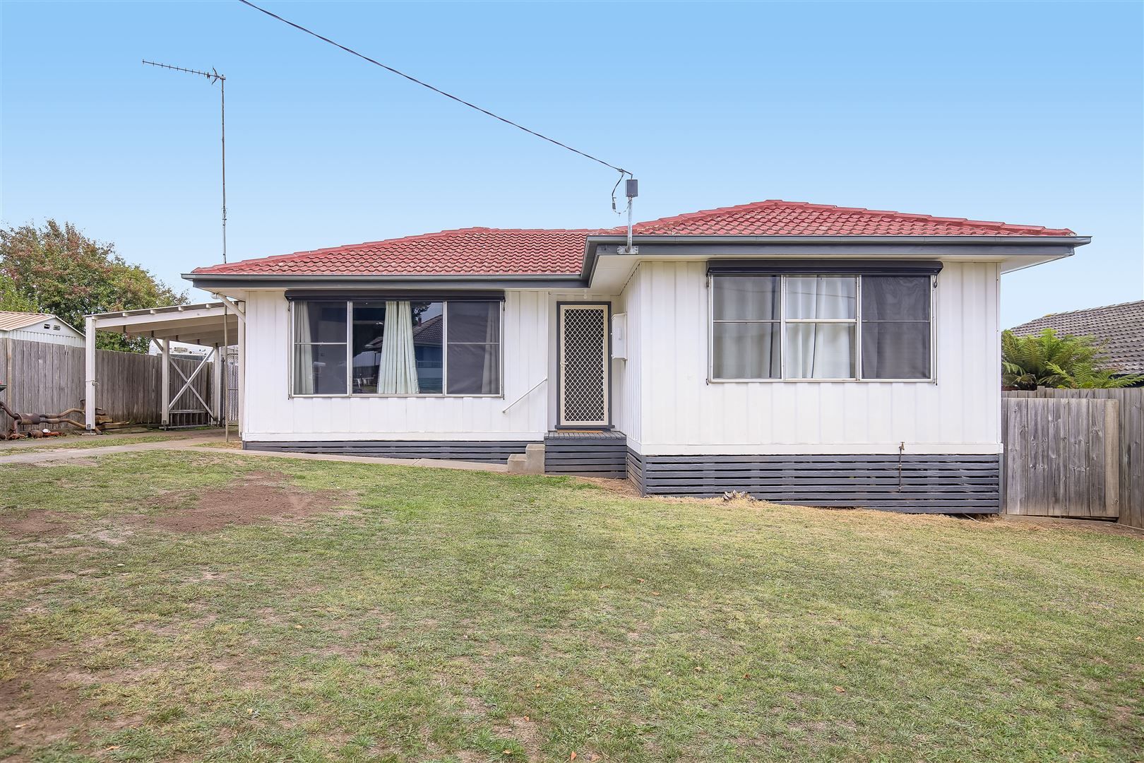 3 bedrooms House in 23 Byrne Street LEONGATHA VIC, 3953