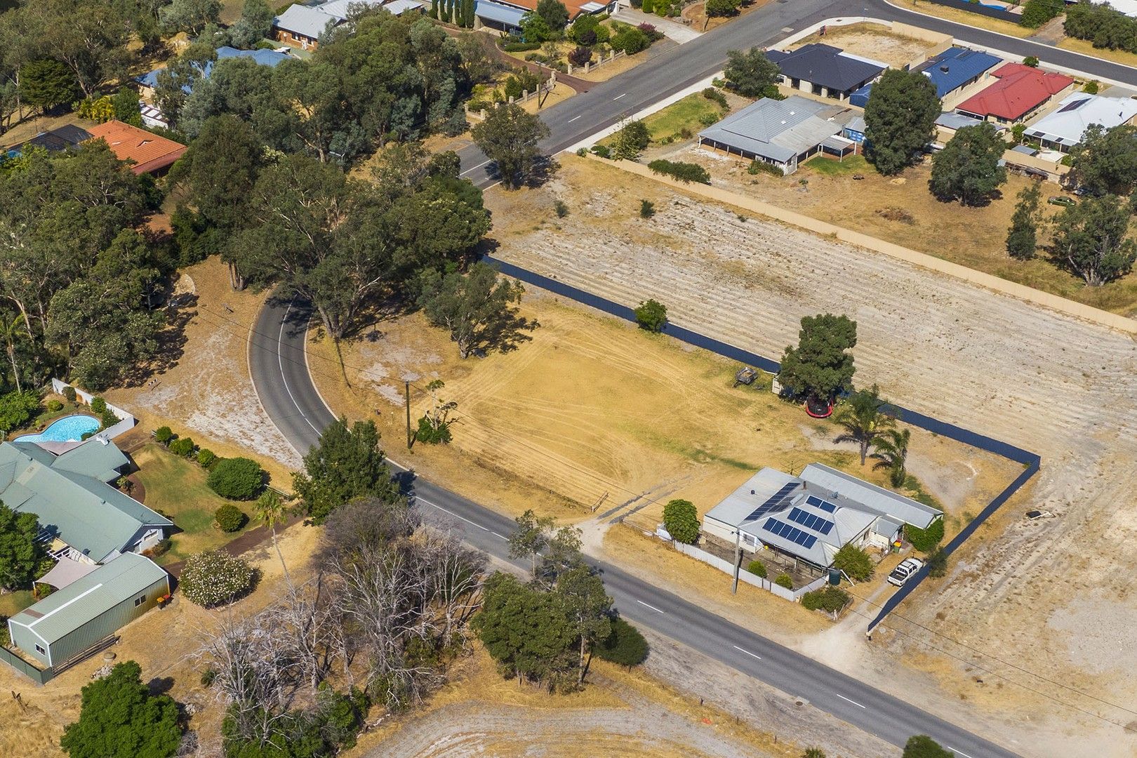 4 Roe Avenue, Pinjarra WA 6208, Image 0