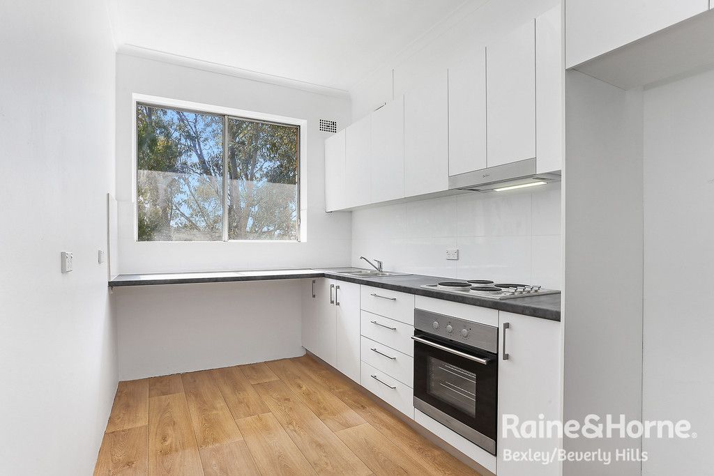 2 bedrooms Apartment / Unit / Flat in 11/270-272 King Georges Road ROSELANDS NSW, 2196