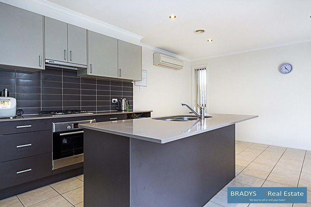 38 Bungle Bungle Crescent, Harrison ACT 2914, Image 2