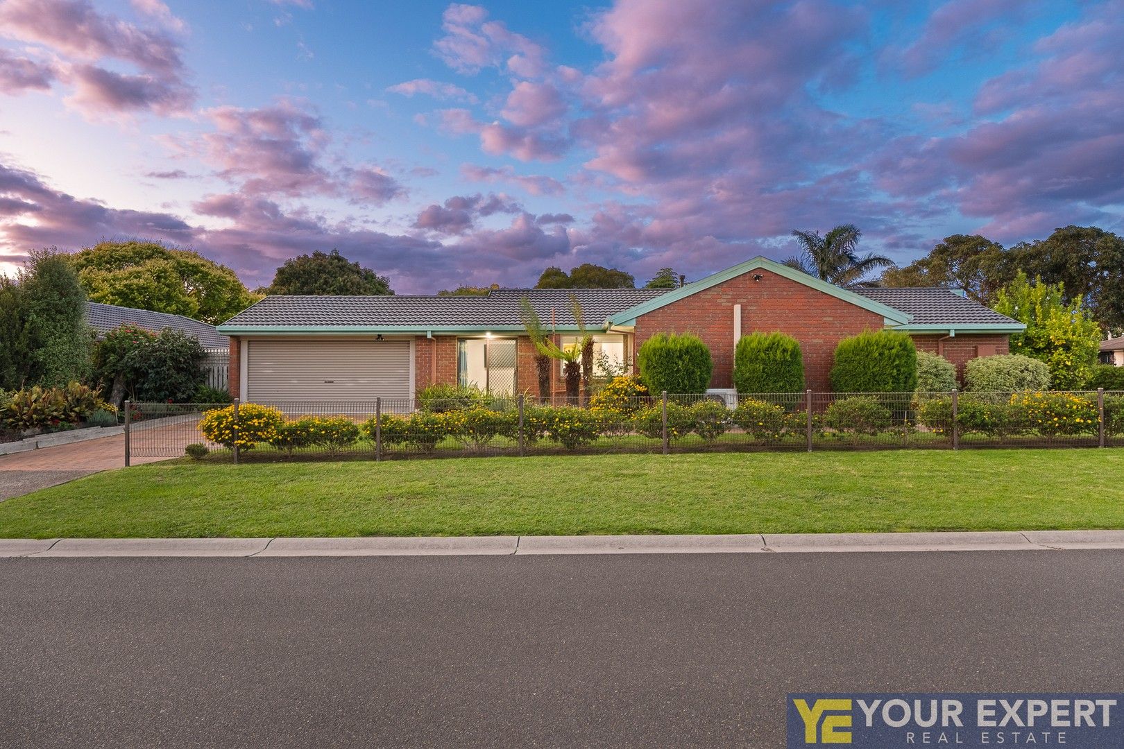 3 bedrooms House in 5 Lansell Drive CRANBOURNE NORTH VIC, 3977