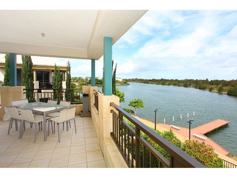 3057 Quay S Dr, CARRARA QLD 4211, Image 0