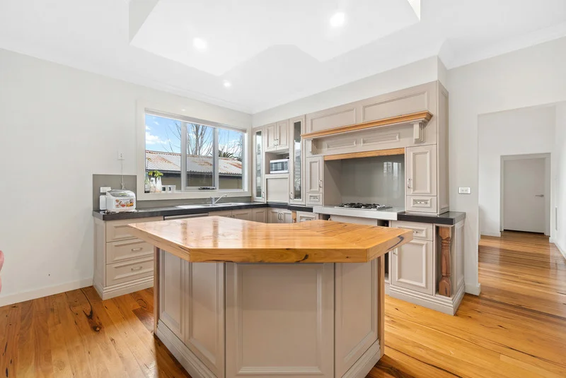 Additional image 4 of 96 Commercial Road, Morwell VIC 3840