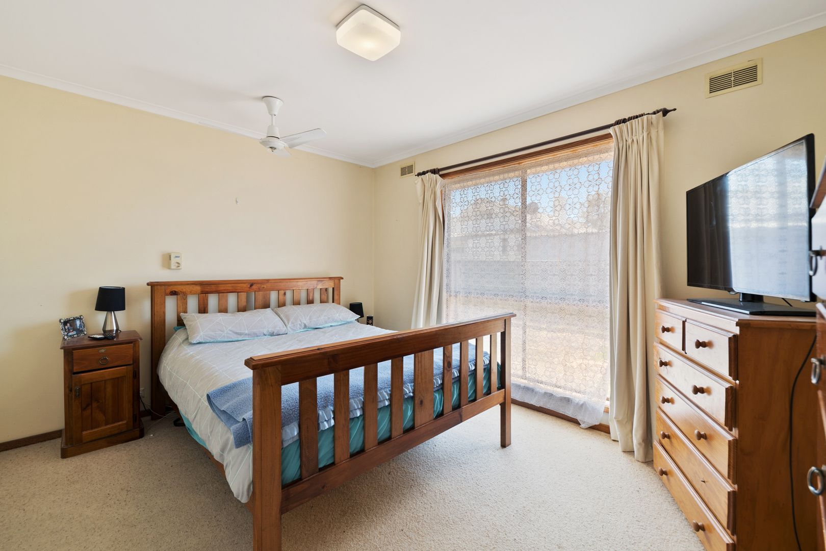 2/26 Barkly Street, Benalla VIC 3672, Image 2