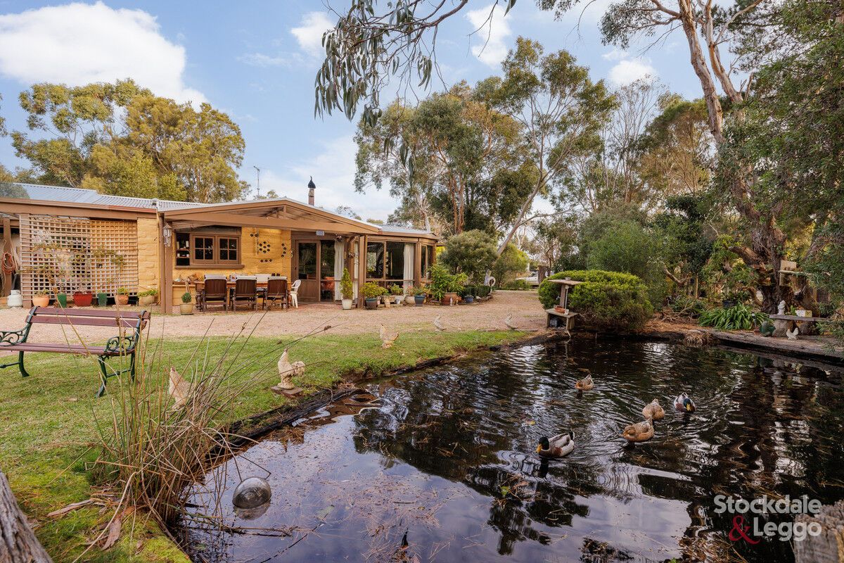 5 bedrooms House in 9 Durham Street VENTNOR VIC, 3922
