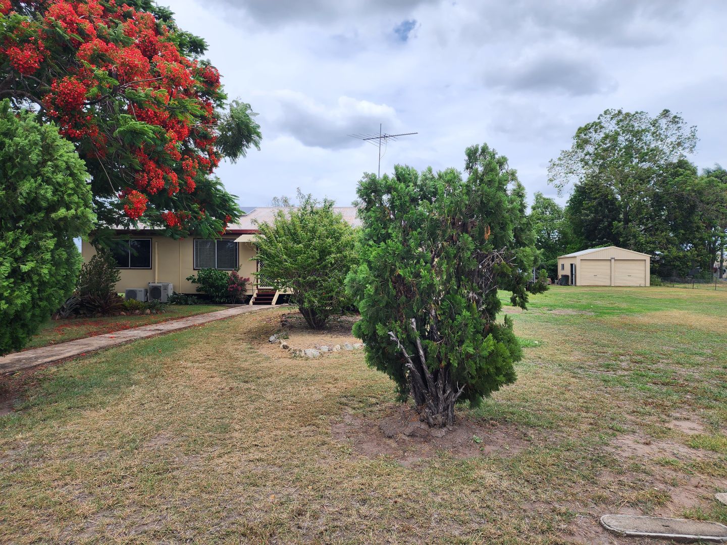 6567 Stopford St, Baralaba QLD 4702 Domain