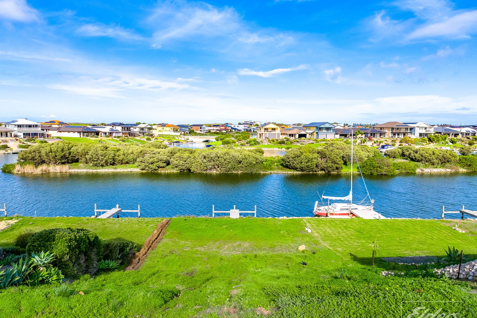 27 Blanche Parade, Hindmarsh Island SA 5214, Image 2