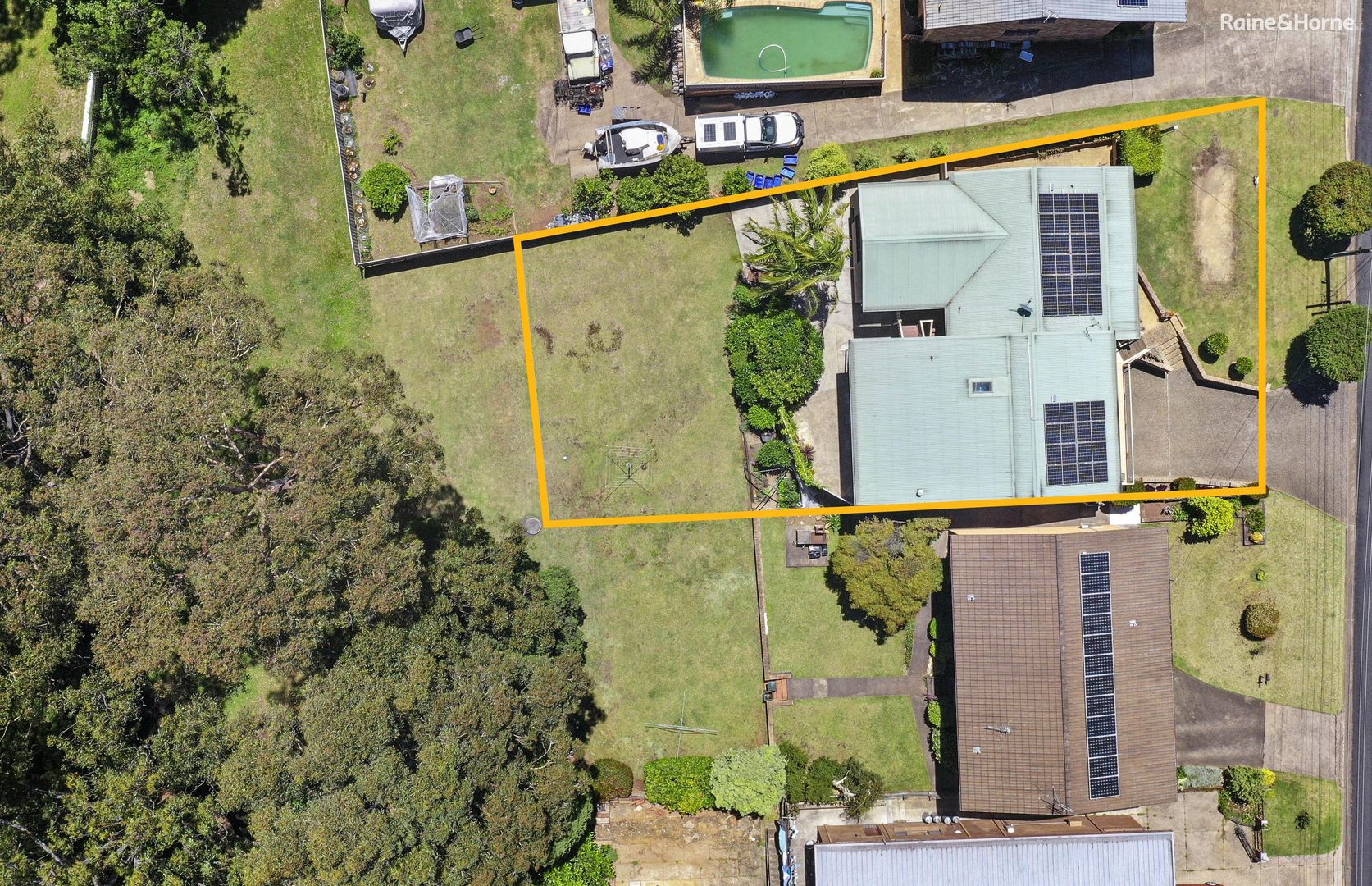 24 Calga Crescent, Catalina NSW 2536, Image 1